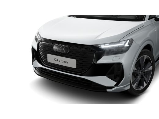 Audi Q4 e-tron S edition Competition | Achterklep, automatisch bedienbaar | Achteruitrijcamera | Adaptive cruise... ActivLease financial lease