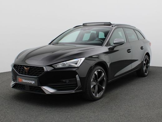 CUPRA Leon Sportstourer 1.4 e-Hybrid Business 204PK DSG Pano-Schuifdak, Adaptieve Cruise Controle, Virtual Pedal, Side As... CUPRA Leon Sportstourer 1.4 e-Hybrid Business 204PK DSG Pano-Schuifdak, Adaptieve Cruise Controle, Virtual Pedal, Side As...