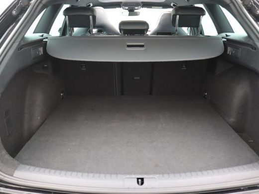 CUPRA Leon Sportstourer 1.4 e-Hybrid Business 204PK DSG Pano-Schuifdak, Adaptieve Cruise Controle, Virtual Pedal, Side As... ActivLease financial lease