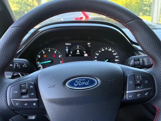 Ford Fiesta 1.0 EcoBoost 125PK Hybrid ST-Line X LED | Winter Pack | Camera | 17" Lichtmetalen velgen ActivLease financial lease
