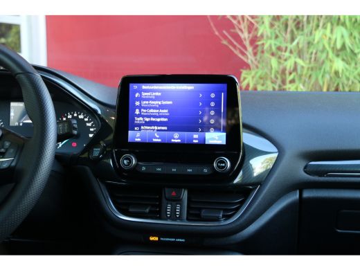 Ford Fiesta 1.0 EcoBoost Hybrid ST-Line X 125PK LED | Winter Pack | Camera | 17" Lichtmetalen velgen ActivLease financial lease