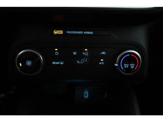 Ford Focus 1.5 EcoBlue Titanium X Business Trekhaak, Airco, Cruise ActivLease financial lease