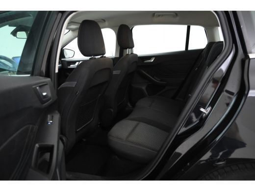 Ford Focus 1.5 EcoBlue Titanium X Business Trekhaak, Airco, Cruise ActivLease financial lease