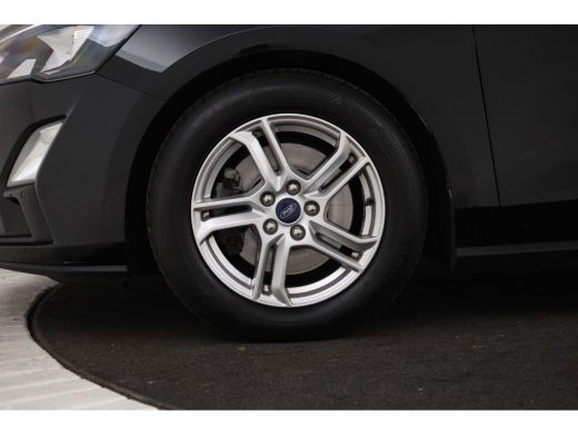 Ford Focus 1.5 EcoBlue Titanium X Business Trekhaak, Airco, Cruise ActivLease financial lease