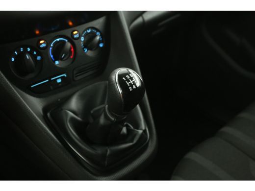 Ford Transit Connect 1.5 TDCI L1H1 Airco Camera Carplay 3-zits Navigatie PDC ActivLease financial lease