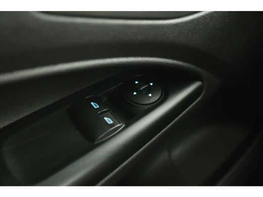 Ford Transit Connect 1.5 TDCI L1H1 Airco Camera Carplay 3-zits Navigatie PDC ActivLease financial lease