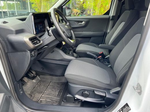 Ford Transit Courier 1.0 Trend 100PK Achteruitrijcamera | Apple Carplay | Cruise Control ActivLease financial lease