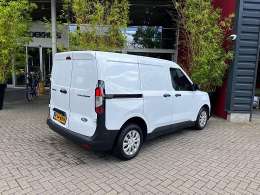 Ford Transit Courier 1.0 Trend Achteruitrijcamera | Apple Carplay | Cruise Control Achteruitrijcamera | Apple Carplay ... ActivLease financial lease