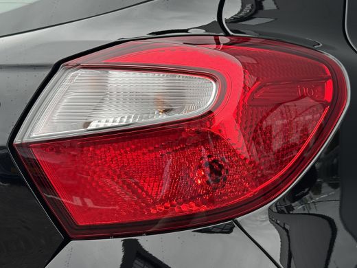 Hyundai i10 1.0 66pk Premium | Camera | Navigatie | Carplay | Climate control | Cruise control | Armsteun voo... ActivLease financial lease