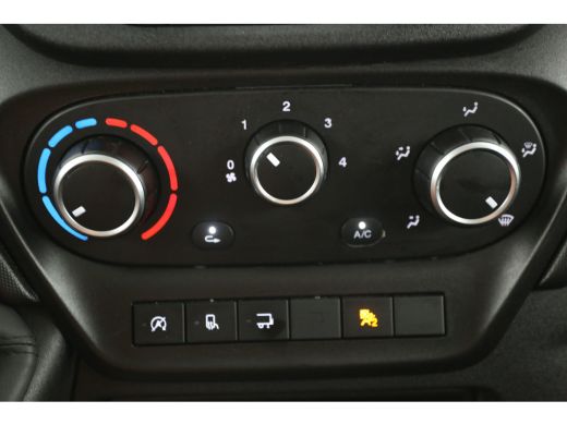 Iveco Daily 35C16H 2.3 410 157PK Dubbellucht Laadklep Bakwagen Laadbak Airco 3 Persoons Elektrpakket ActivLease financial lease