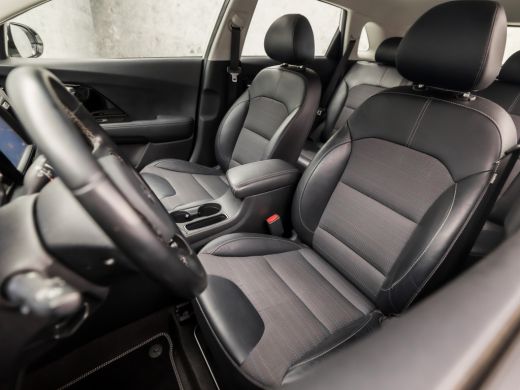 Kia Niro 1.6 GDi Hybrid Sport 142Pk Automaat (APPLE CARPLAY, PARELMOER, NAVIGATIE, CAMERA, LEDER, SPORTSTO... ActivLease financial lease
