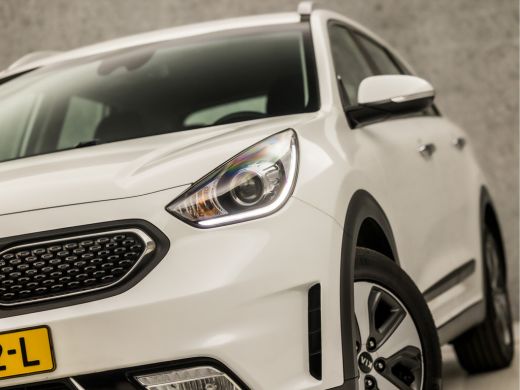 Kia Niro 1.6 GDi Hybrid Sport 142Pk Automaat (APPLE CARPLAY, PARELMOER, NAVIGATIE, CAMERA, LEDER, SPORTSTO... ActivLease financial lease