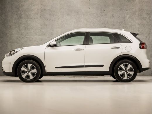 Kia Niro 1.6 GDi Hybrid Sport 142Pk Automaat (APPLE CARPLAY, PARELMOER, NAVIGATIE, CAMERA, LEDER, SPORTSTO... ActivLease financial lease