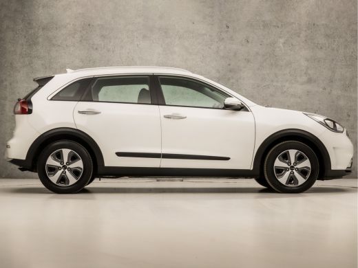 Kia Niro 1.6 GDi Hybrid Sport 142Pk Automaat (APPLE CARPLAY, PARELMOER, NAVIGATIE, CAMERA, LEDER, SPORTSTO... ActivLease financial lease