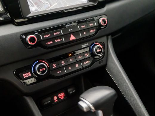 Kia Niro 1.6 GDi Hybrid Sport 142Pk Automaat (APPLE CARPLAY, PARELMOER, NAVIGATIE, CAMERA, LEDER, SPORTSTO... ActivLease financial lease