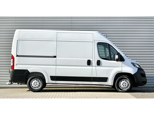 Peugeot Boxer 2.2 BlueHDi 120 L2H2 Trekhaak|Airco|Cruise|Dealero dealer onderh. 1ste eigenaar ActivLease financial lease