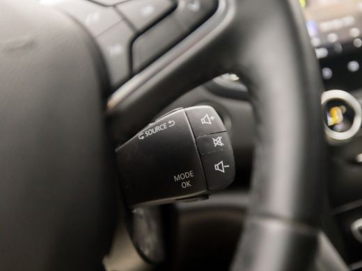 Renault Mégane Estate 1.3 TCe Sport (APPLE CARPLAY, VIRTUAL COCKPIT, NAVIGATIE, CLIMATE, CAMERA, TREKHAAK, SPORTSTOELEN... ActivLease financial lease
