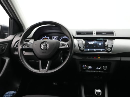 Skoda Fabia 1.0 TSI 95pk Style Clima Navigatie Parkeersensoren Privacyglas 323 ActivLease financial lease