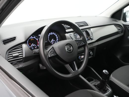 Skoda Fabia 1.0 TSI 95pk Style Clima Navigatie Parkeersensoren Privacyglas 323 ActivLease financial lease