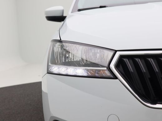 Skoda Fabia Combi 1.0 TSi Business Edition | Trekhaak | Airco | Cruise Control | Navigatiesysteem | 16 Inch ActivLease financial lease