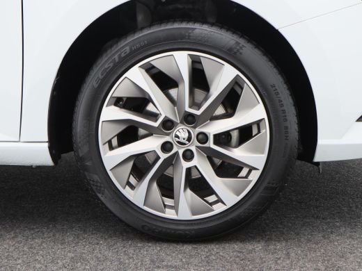 Skoda Fabia Combi 1.0 TSi Business Edition | Trekhaak | Airco | Cruise Control | Navigatiesysteem | 16 Inch ActivLease financial lease