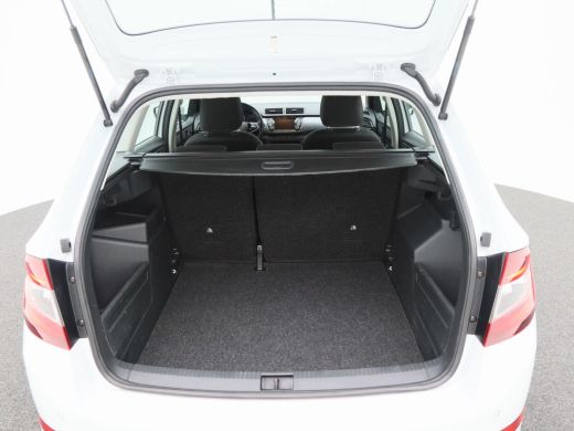 Skoda Fabia Combi 1.0 TSi Business Edition | Trekhaak | Airco | Cruise Control | Navigatiesysteem | 16 Inch ActivLease financial lease