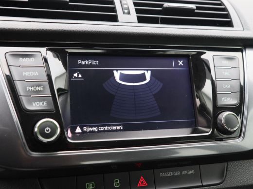 Skoda Fabia Combi 1.0 TSi Business Edition | Trekhaak | Airco | Cruise Control | Navigatiesysteem | 16 Inch ActivLease financial lease
