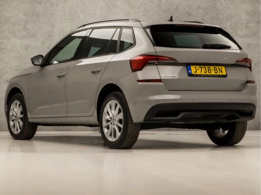 Skoda Kamiq 1.0 TSI Sport (APPLE CARPLAY, GROOT NAVI, CLIMATE, GETINT GLAS, ZWART HEMEL, SPORTSTOELEN, LED KO... ActivLease financial lease