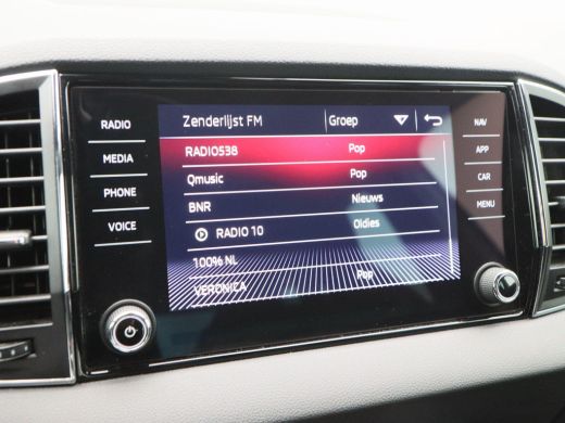 Skoda Karoq 1.5 TSi 150 Pk Sportline Business | LED | Camera | Canton Audio | Adaptive Cruise | Navigatiesyst... ActivLease financial lease