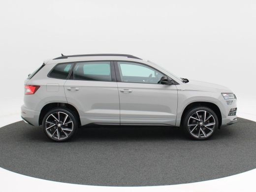 Skoda Karoq 1.5 TSi 150 Pk Sportline Business | LED | Camera | Canton Audio | Adaptive Cruise | Navigatiesyst... ActivLease financial lease