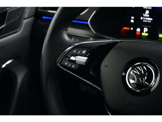 Skoda Superb Combi 1.4 iV e-Hybrid 218PK DSG-6 Sportline | TREKHAAK | PANORAMADAK | LEDER | STANDKACHEL | CAME... ActivLease financial lease