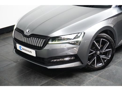 Skoda Superb Combi 1.4 iV e-Hybrid 218PK DSG-6 Sportline | TREKHAAK | PANORAMADAK | LEDER | STANDKACHEL | CAME... ActivLease financial lease