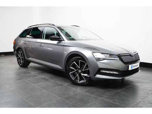 Skoda Superb Combi 1.4 iV e-Hybrid 218PK DSG-6 Sportline | TREKHAAK | PANORAMADAK | LEDER | STANDKACHEL | CAME... ActivLease financial lease