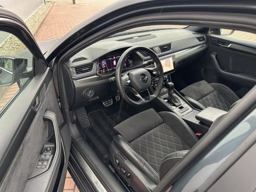 Skoda Superb Combi 1.4 TSI iV 218pk Sportline | Plug in Hybrid ActivLease financial lease