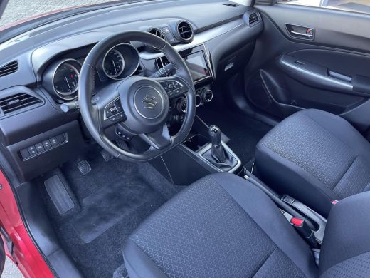 Suzuki Swift 1.2 Style Smart Hybrid Navigatiesysteem | Stoelverwarming | Parkeersensoren achter | Adaptieve Cr... ActivLease financial lease