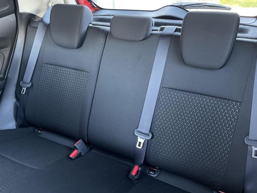 Suzuki Swift 1.2 Style Smart Hybrid Navigatiesysteem | Stoelverwarming | Parkeersensoren achter | Adaptieve Cr... ActivLease financial lease