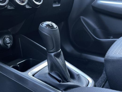 Suzuki Swift 1.2 Style Smart Hybrid Navigatiesysteem | Stoelverwarming | Parkeersensoren achter | Adaptieve Cr... ActivLease financial lease