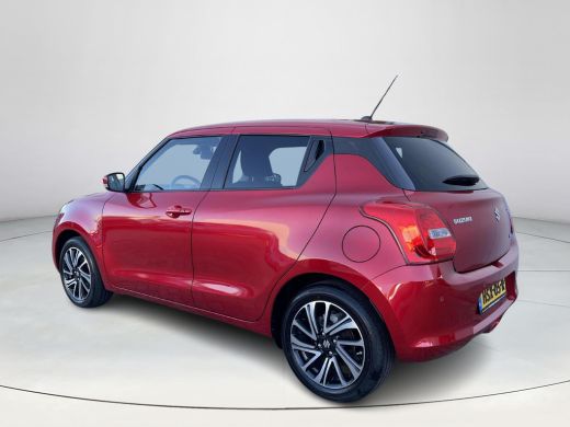 Suzuki Swift 1.2 Style Smart Hybrid Navigatiesysteem | Stoelverwarming | Parkeersensoren achter | Adaptieve Cr... ActivLease financial lease