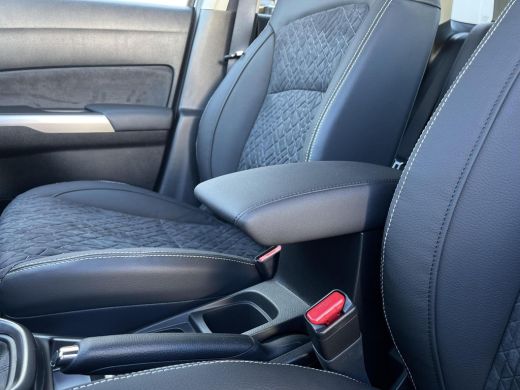 Suzuki Vitara 1.4 Boosterjet Style Smart Hybrid Navigatiesysteem | Climate Control | Stoelverwarming | Adaptive... ActivLease financial lease