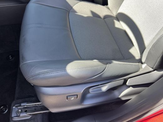 Toyota Corolla Cross Hybrid 140 Style + Premium Pack ActivLease financial lease