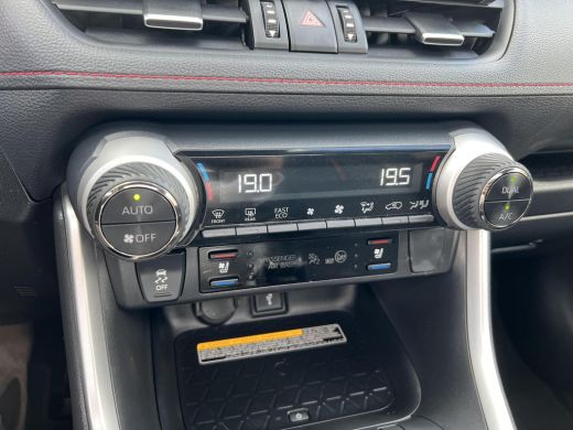 Toyota RAV4 2.5 Plug-in Hybrid AWD Bi-Tone Plus ActivLease financial lease
