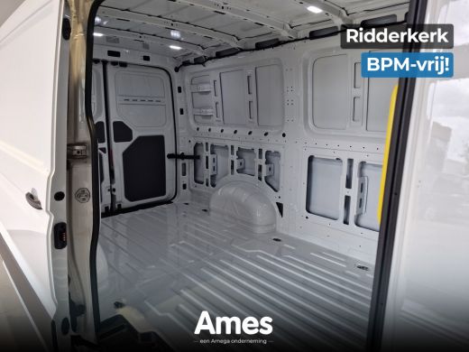 Volkswagen Crafter Highline L3 2.0 TDI EU6 140 pk | BPM-vrij! | Parkeersensoren | Achteruitrijcamera | ActivLease financial lease