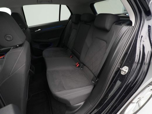 Volkswagen Golf 1.0 TSI Life Business Navigatie Memory Massagestoel Parkeersensonren 24 ActivLease financial lease