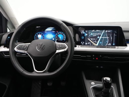 Volkswagen Golf 1.0 TSI Life Business Navigatie Memory Massagestoel Parkeersensonren 24 ActivLease financial lease