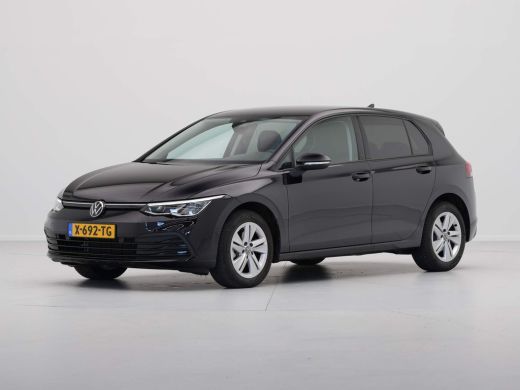Volkswagen Golf 1.0 TSI Life Business Navigatie Memory Massagestoel Parkeersensonren 24 ActivLease financial lease