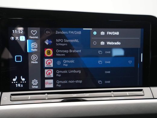 Volkswagen Golf 1.0 TSI Life Business Navigatie Memory Massagestoel Parkeersensonren 24 ActivLease financial lease