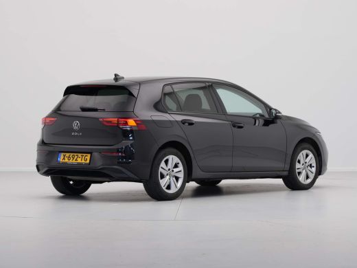 Volkswagen Golf 1.0 TSI Life Business Navigatie Memory Massagestoel Parkeersensonren 24 ActivLease financial lease