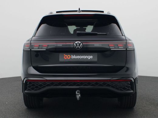Volkswagen Tiguan 1.5 eHybrid R-Line Edition 272PK DSG black style, matrix led, trekhaak, panoramadak, 360gr. camer... ActivLease financial lease