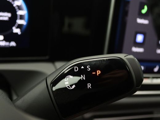 Volkswagen Tiguan 1.5 eHybrid R-Line Edition 272PK DSG black style, matrix led, trekhaak, panoramadak, 360gr. camer... ActivLease financial lease