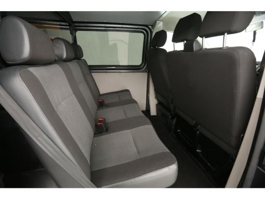 Volkswagen Transporter 2.0 TDI L2H1 | Dubbele Cabine | 6 Persoons | Airco Trekhaak LED PDC 17''LMV Sidebars ActivLease financial lease